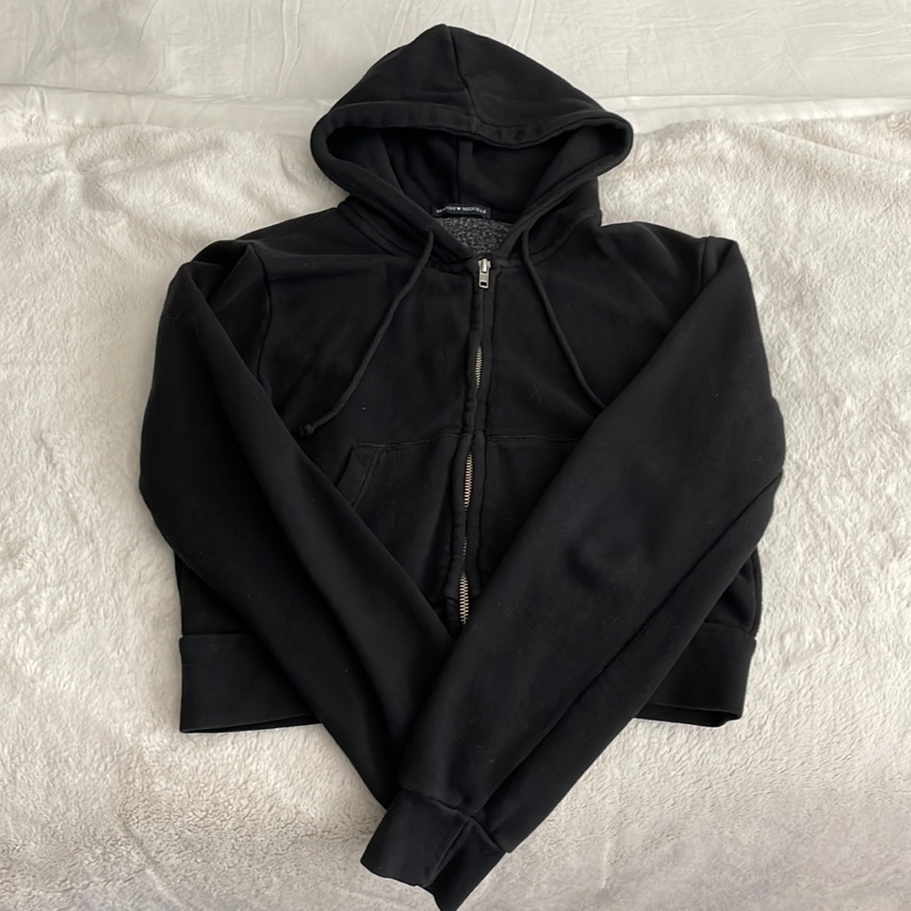 Brandy Melville cropped zip up❕